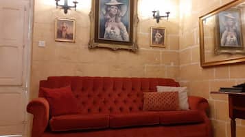 House | Living room