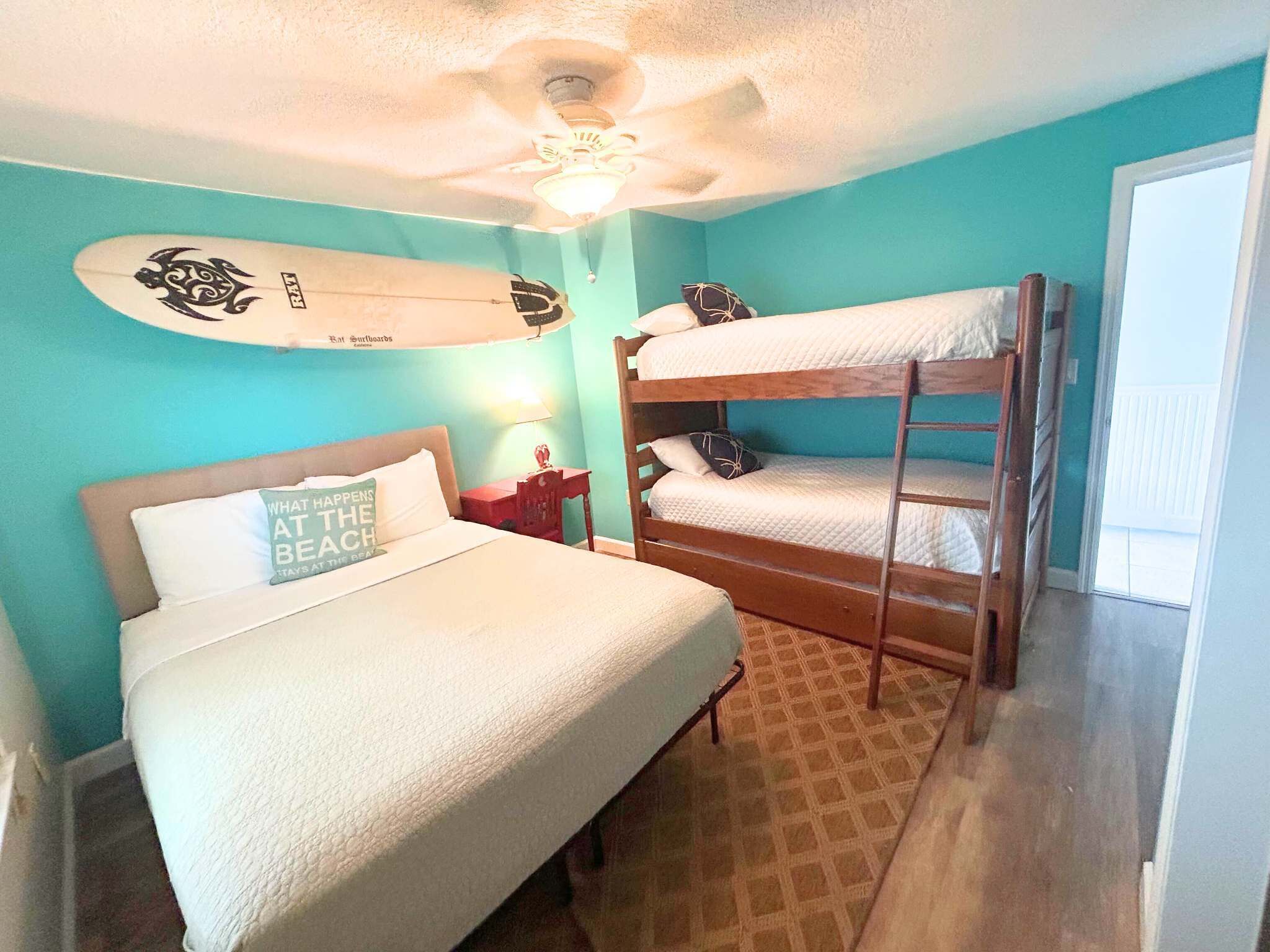 2 Schlafzimmer, Schreibtisch, Bügeleisen/Bügelbrett, WLAN