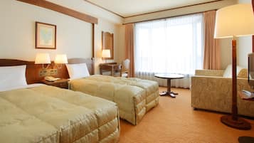 Standard Twin Room, Non Smoking | Down comforters, desk, free WiFi, bed sheets