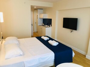 1 bedroom, WiFi, bed sheets
