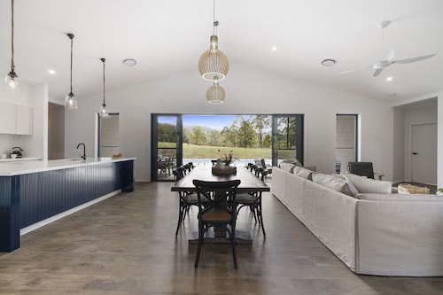 Koala Lane, Luxury, Pool, Pet-Friendly