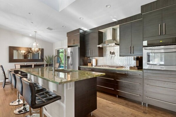 Fridge, microwave, oven, dishwasher