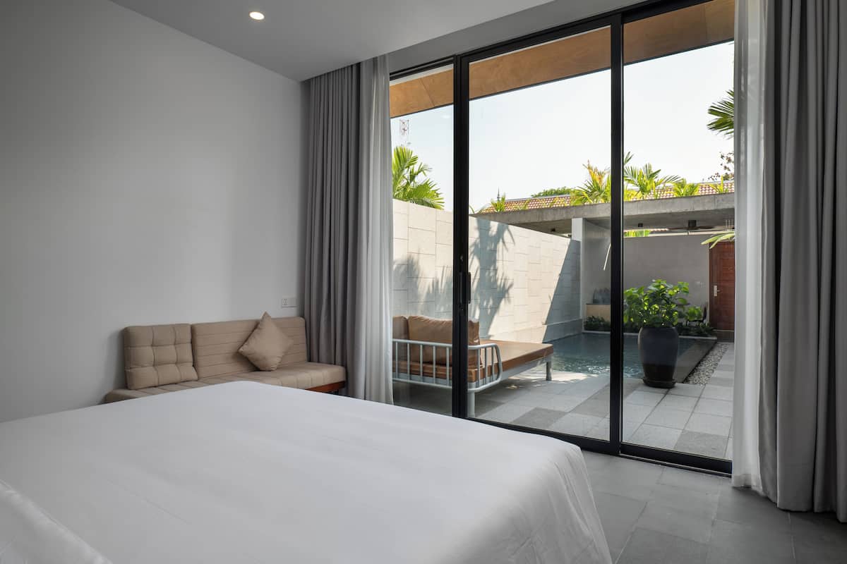 Pavillion Pool Suite 1-Bedroom