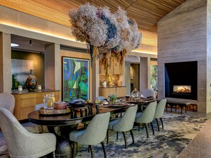 Dining room - Future Found Sanctuary, Luxury Boutique Hotel By NEWMARK (Cape Town)