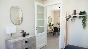 Unclassified image, 2 of 42, button - Cute apartment in the centre of Athens (Athens)