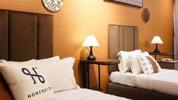 Family Duplex | Individually decorated, individually furnished, desk, laptop workspace