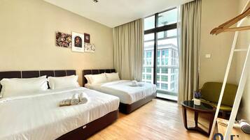 Apartamento estándar | Decoración individual, mobiliario individual, escritorio