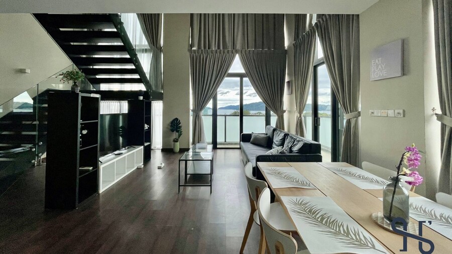 Homesuite’ Home @ Riverson SOHO