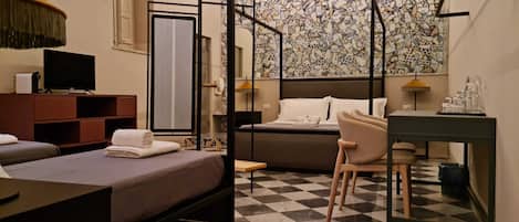 Deluxe Quadruple Room