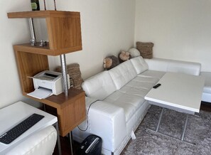 Apartment, 1 Queen Bed | 1 bedroom, iron/ironing board, free WiFi, bed sheets - Charming 1-bed Apartment, Vibrant London Location (London)