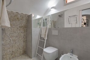 Shower, hair dryer, bidet - 2667 La Maisonnette - Appartamento 2 (Nardò)