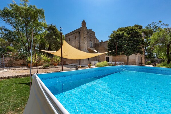 Piscine extérieure (ouverte en saison)