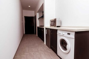 Interior - Glossy 1BR apartment w/wifi, gym & pool (Dar es Salaam)