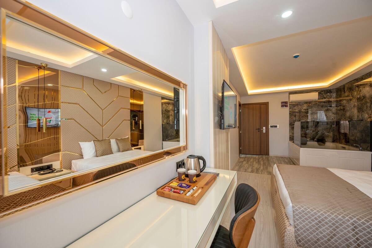 Bộ đồ giường kháng dị ứng, bàn, phòng cách âm 
