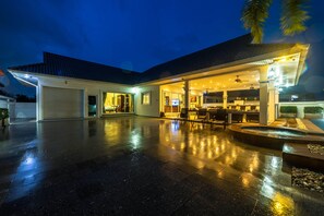 Fachada da propriedade