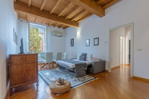 Palazzo Manfredini Exclusive & Deluxe Apartment