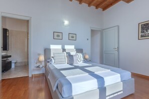 2 bedrooms, Internet