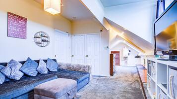 Apartment | Living area