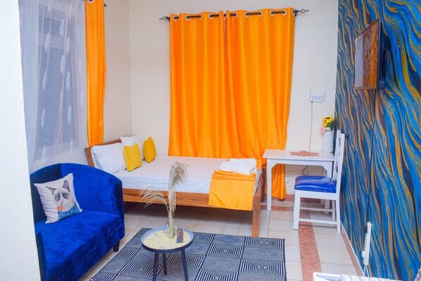 1 makuuhuone, työpöytä, Wi-Fi