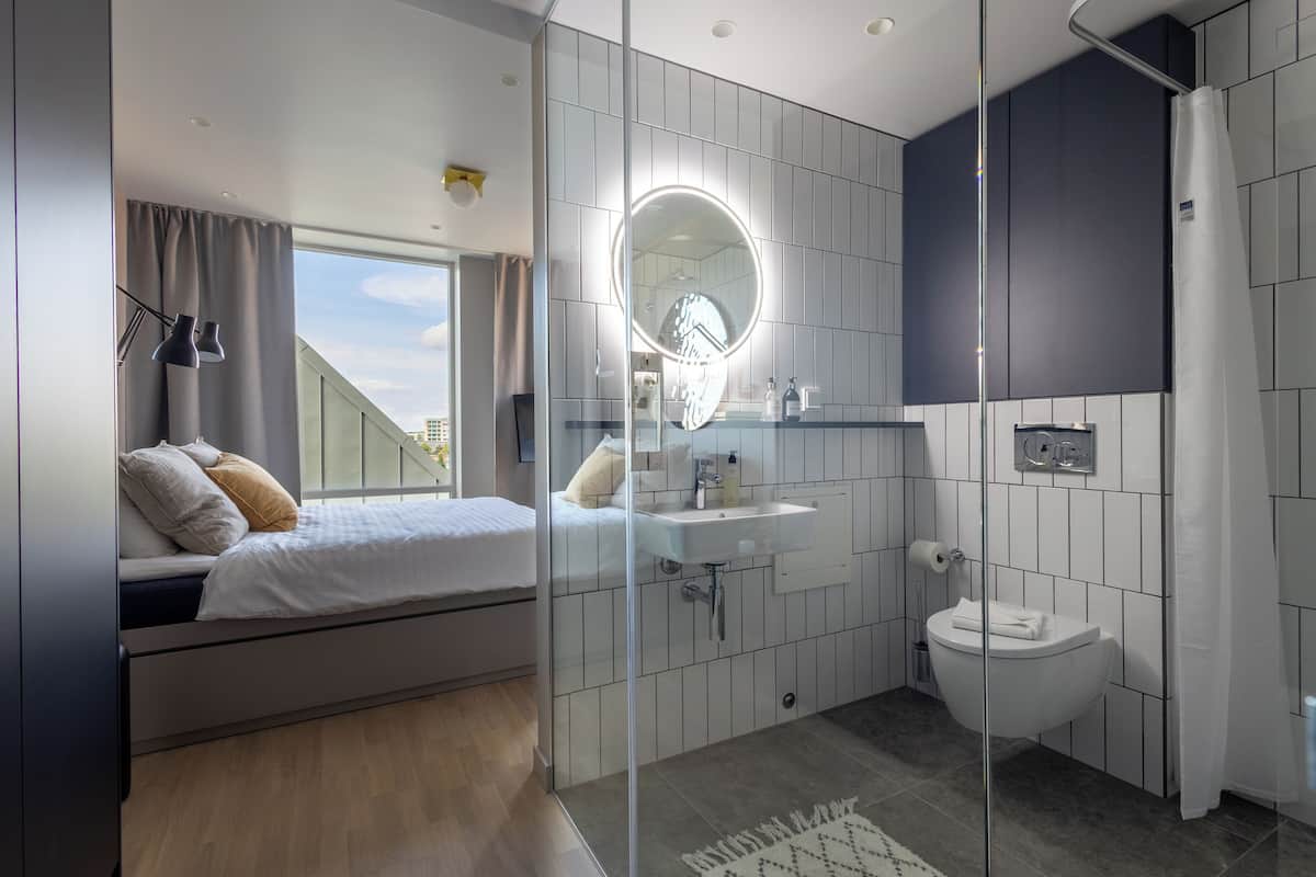 Rooftop Apartment | 2 bedrooms, premium bedding, individually furnished, desk