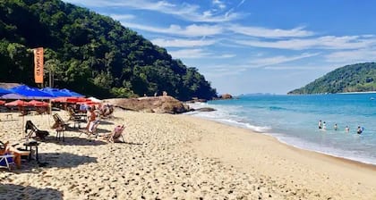 Raridade - Apt próx praia vista mar ar con