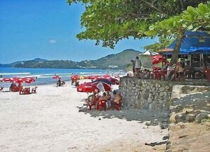 Beach - Raridade - Apt próx praia vista mar ar con (Ubatuba)