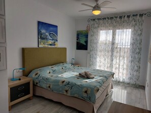 2 habitaciones, tabla de planchar con plancha y wifi gratis 
