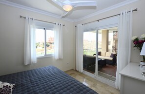 3 bedrooms, iron/ironing board, free WiFi, bed sheets - Pinares 3 Bed Luxury Apt El Faro (El Faro)