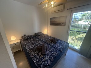 4 quartos, ferros/tábuas de passar roupa, Wi-Fi de cortesia