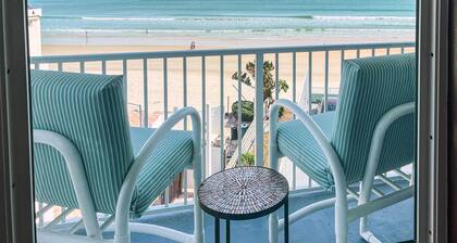 Oceanfront Daytona Beach Condo w/ New Pool!