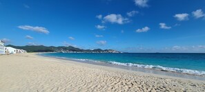 Beach - ☀️⛱️🌴 Teal Bay by IRE Vacations - Gorgeous Studio close to the Beach (Beacon Hill)