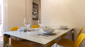 Apartamento (2 Bedrooms) | Opções para refeição