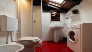 Departamento (1 Bedroom) | Baño | Regadera y toallas