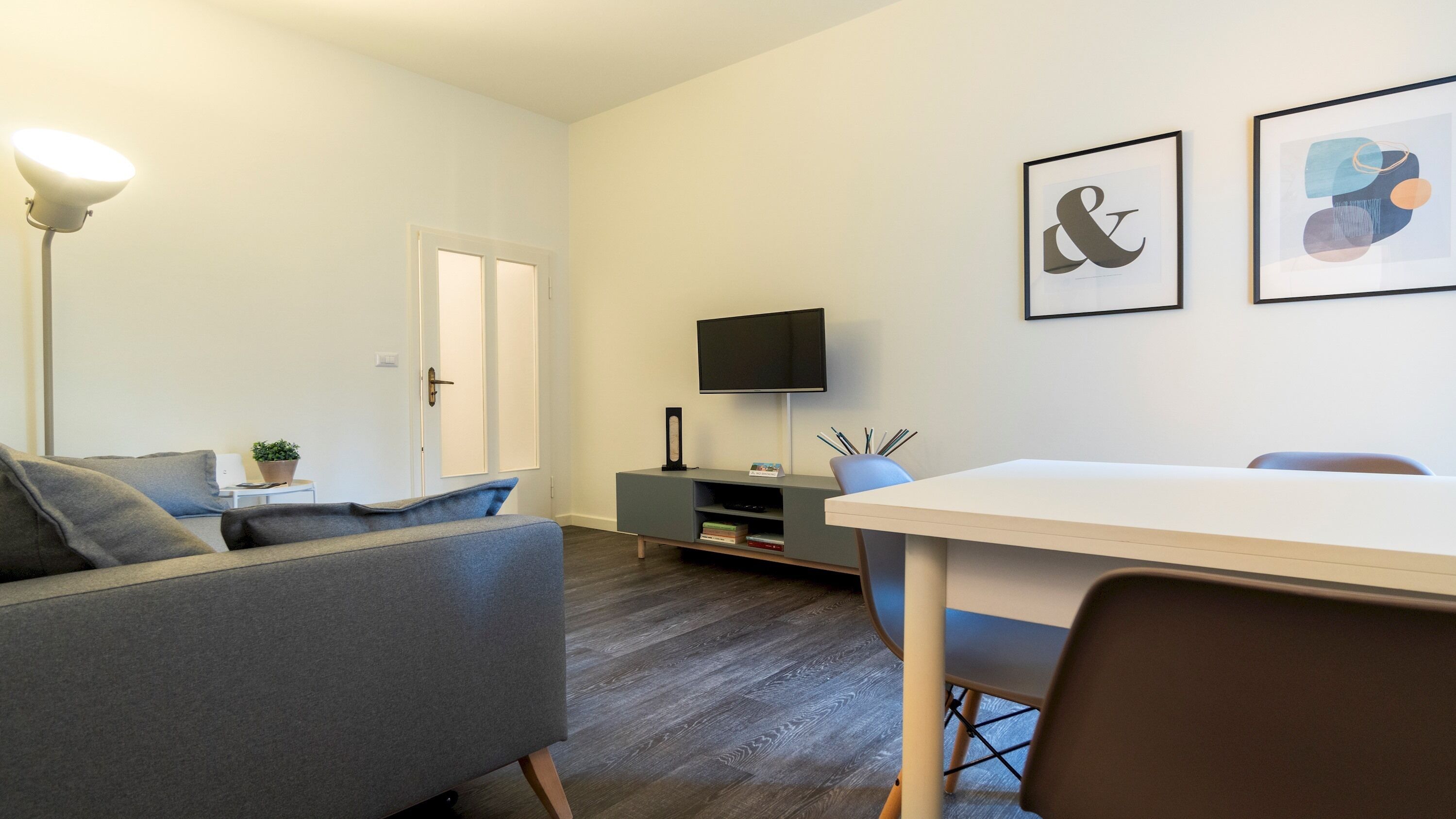 Apartment (1 Bedroom) | Living area