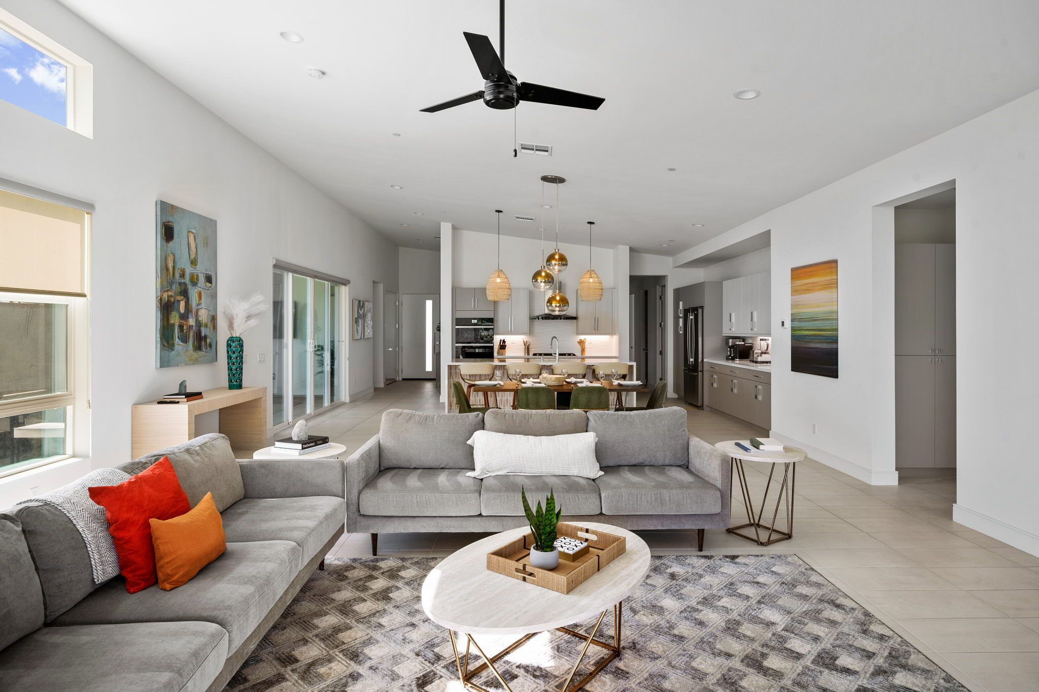 Chic Desert Oasis | Corn hole & Communal Pool Access