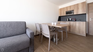 Apartment (1 Bedroom) | Interior