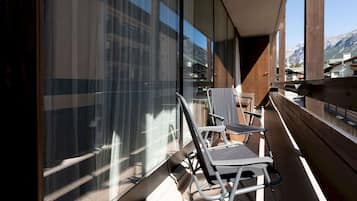 Apartment (1 Bedroom) | Balcony