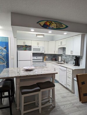 Fridge, microwave, oven, stovetop - Oceanfront Cocoa Beach Complex -3 min walk to beach (Cocoa Beach)