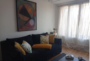 TV