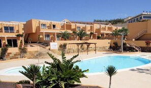 Outdoor pool - Las Lomas (Pajara)