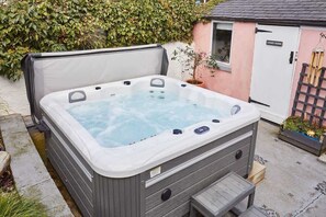 Terrace/patio - Host & Stay | Seagull Cottage (Bridlington)