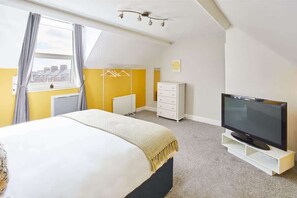 4 bedrooms, iron/ironing board, travel crib, free WiFi