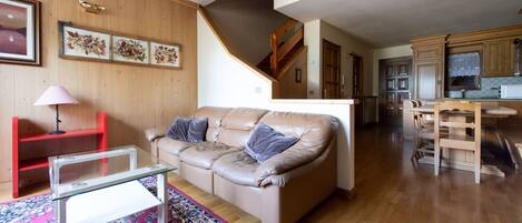 Villa (3 Bedrooms) | Interior