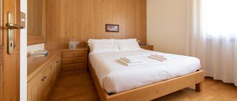 Villa (3 Bedrooms) | Front of property