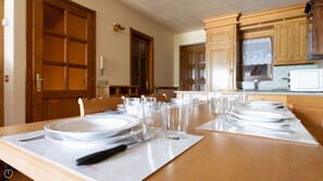 Villa (3 Bedrooms) | Interior