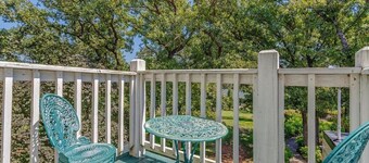 Satin Suite at Whispering Pines Inn