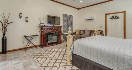 Sterling Suite at Whispering Pines Inn