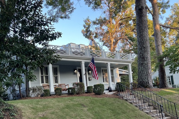 View of home walking up from 11th Street