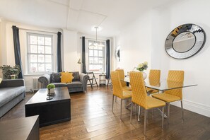 Lounge - Marble Arch Apartments (London)