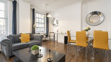 Apartemen Superior, ensuite, pemandangan kota | Lounge